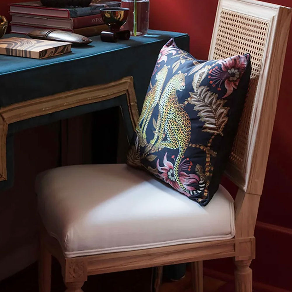 black_leopard_pillow